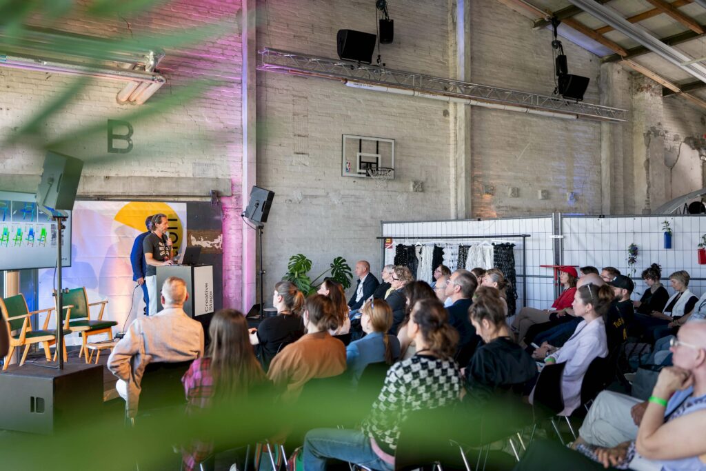 Cross Innovation Get-Together im Oberhafen, Mittwoch, 26.11.2025 | 17:30 – 19:30 Uhr